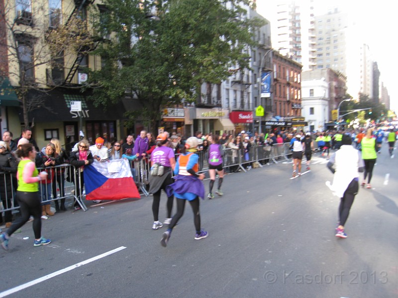 2014 NYRR Marathon 0425.jpg - The 2014 New York Marathon on November 2nd. A cold and blustery day.